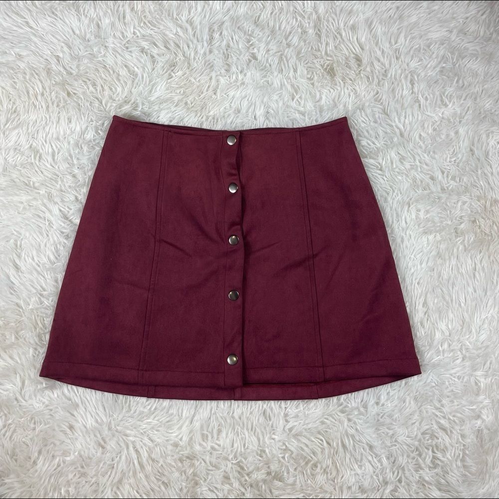 Jack By BB Dakota Burgundy Button Front Mini Small